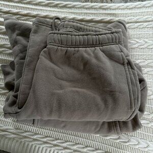 Aritzia Cozy Sweatfleece Perfect Hoodie + Joggers in Taupe